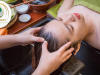 NỮ LAO ĐỘNG THỜI VỤ 8 THÁNG