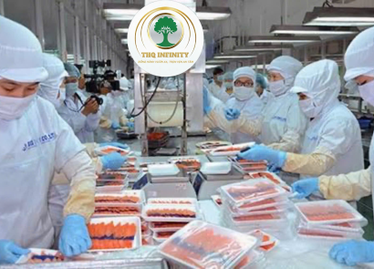 NHÂN VIÊN NỮ CHẾ BIẾN THỰC PHẨM