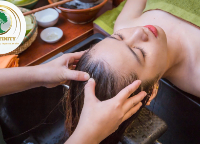NỮ LAO ĐỘNG THỜI VỤ 8 THÁNG